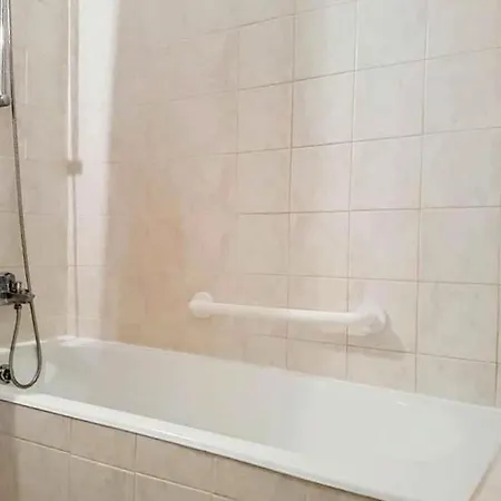 Armstrong Apartment *